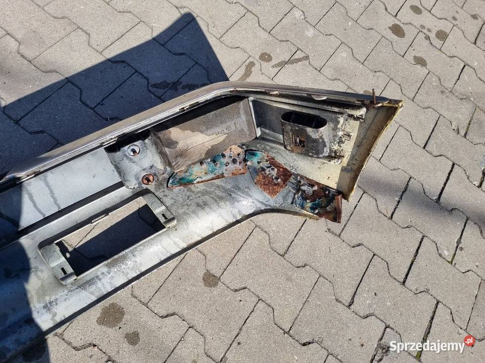 Mercedes W124 E KLASA D200 TAXI 1995r Zderzak Zderzaki