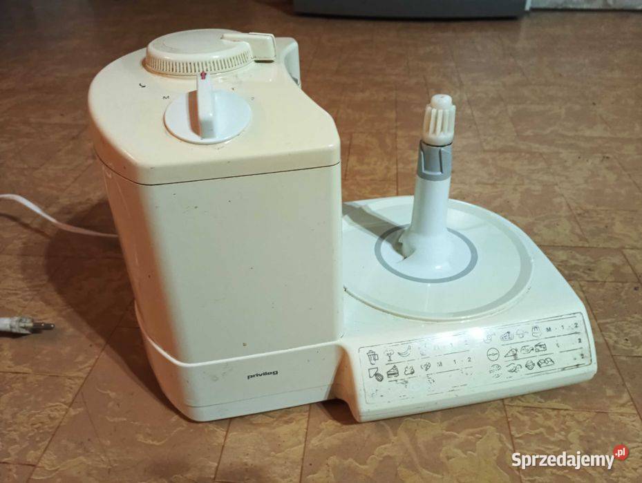 Robot kuchenny priveleg