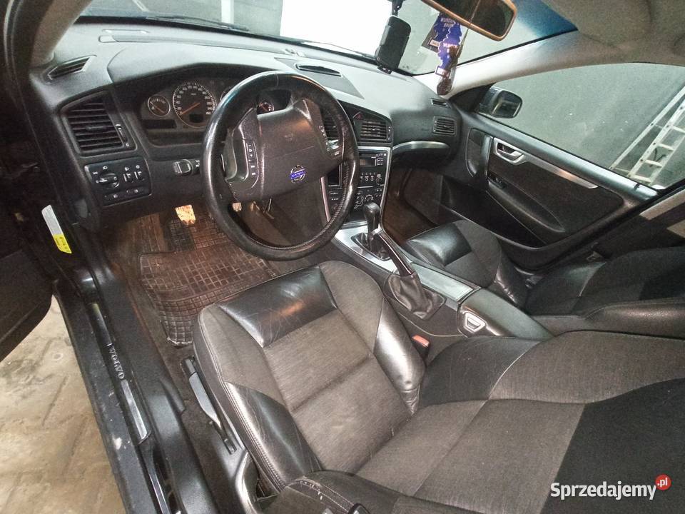 Volvo V70 d5 24 Diesel 185 Manual Skóra Hak Navi świętokrzyskie