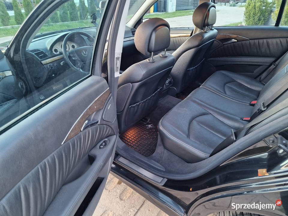 Mercedes w211 32 240 4matikAvangarde klimatyzacja Niestępowo