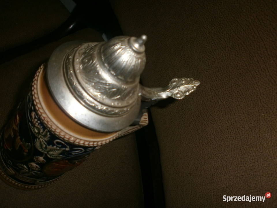 STARY PIĘKNY KUFEL Z POKRYWĄ