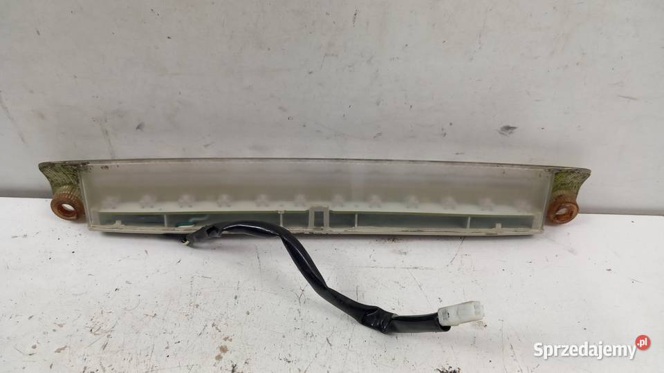 TOYOTA PRIUS 2 II LAMPA 3 STOP