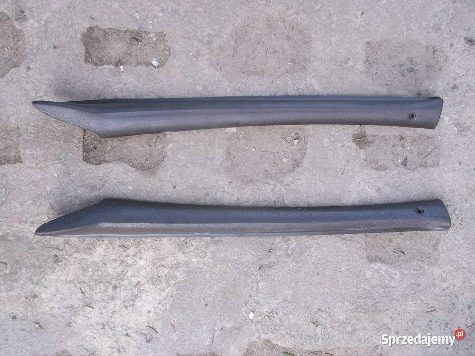 Słupki przednie brązowe Volkswagen Golf II GTI osobowe lubelskie Sobieska Wola Pierwsza