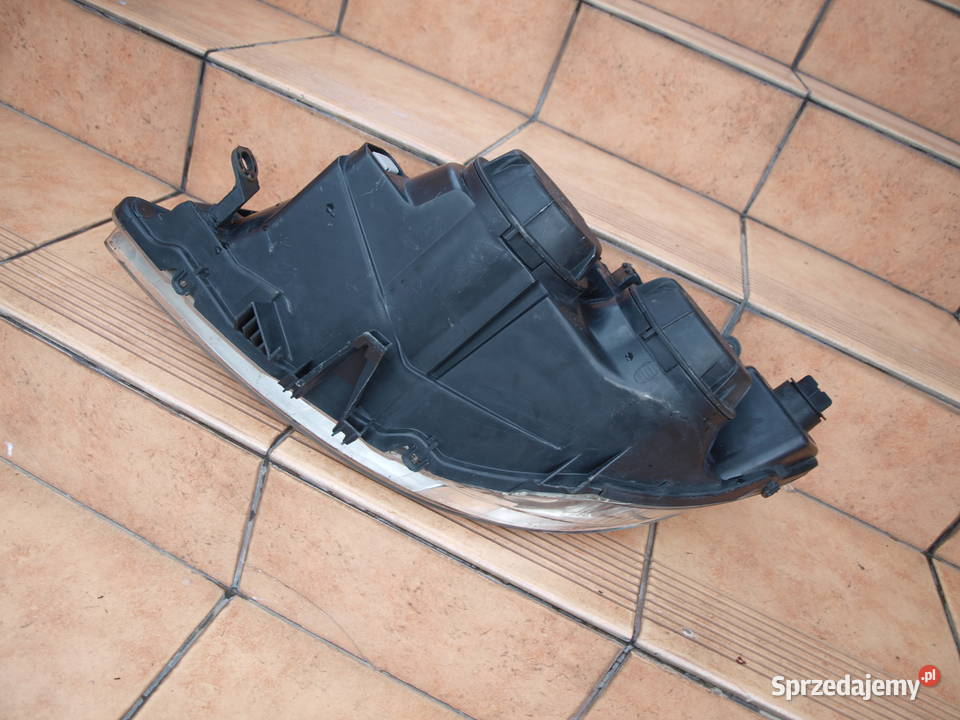 Peugeot 307 lampa prawa przód 2001 2005r europa Oświetlenie Części samochodowe Kalisz