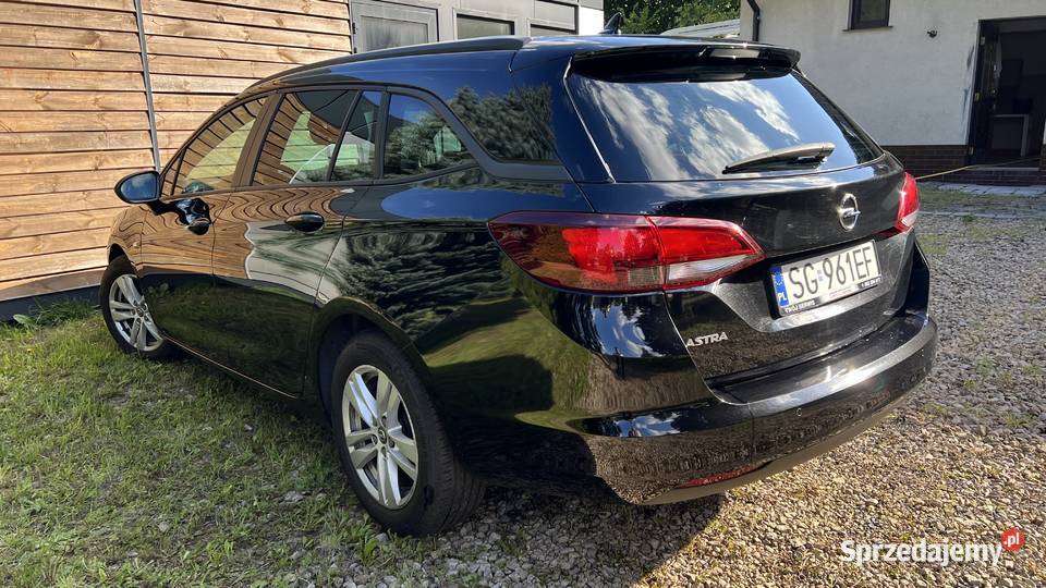 Opel Astra SPORTS TOURER prod 2021 15 diesel sprzedam
