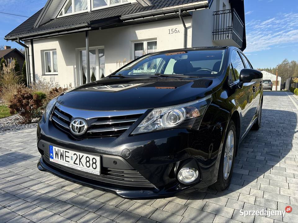 Toyotą Avensis NISKI PRZEBIEG Łochów