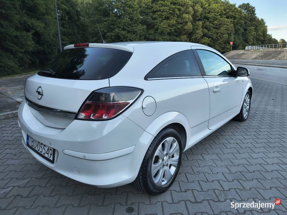 Opel Astra GTC 2009 16 stan wzorowy 1600cm3 świętokrzyskie Kielce sprzedam