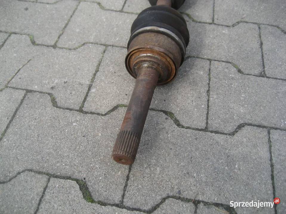 HYUNDAI GALLOER 9802R 25TDI PÓŁOŚKA LEWA osobowe Rakoniewice sprzedam