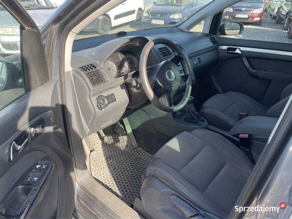 Volkswagen Touran 20tdi 5os Rutki-Kossaki