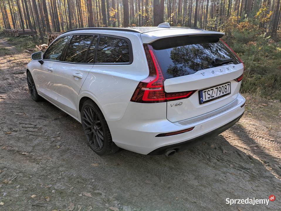 Volvo V60 T5 2020 stan asystent parkowania Pliskowola