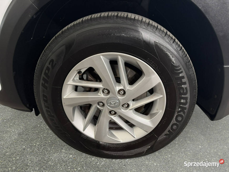 Hyundai Tucson Classic 16GDI 132 M6 2020 r salon