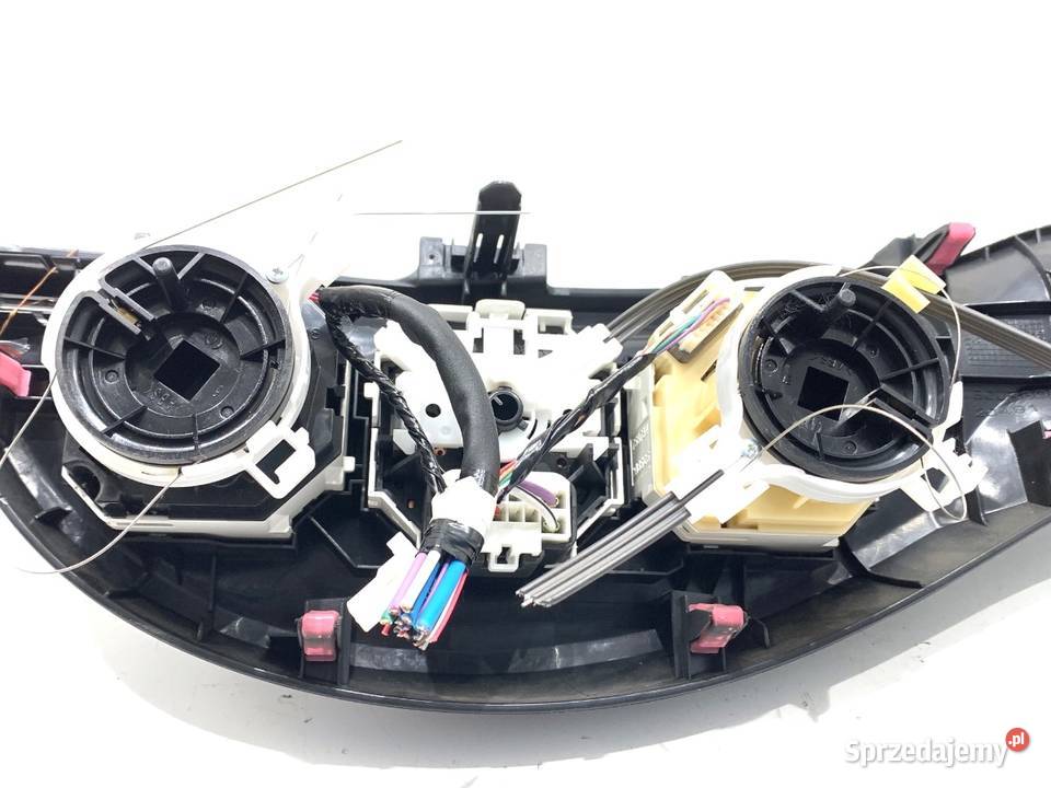 PANEL STEROWANIA NAWIEWU TOYOTA YARIS III sprzedam