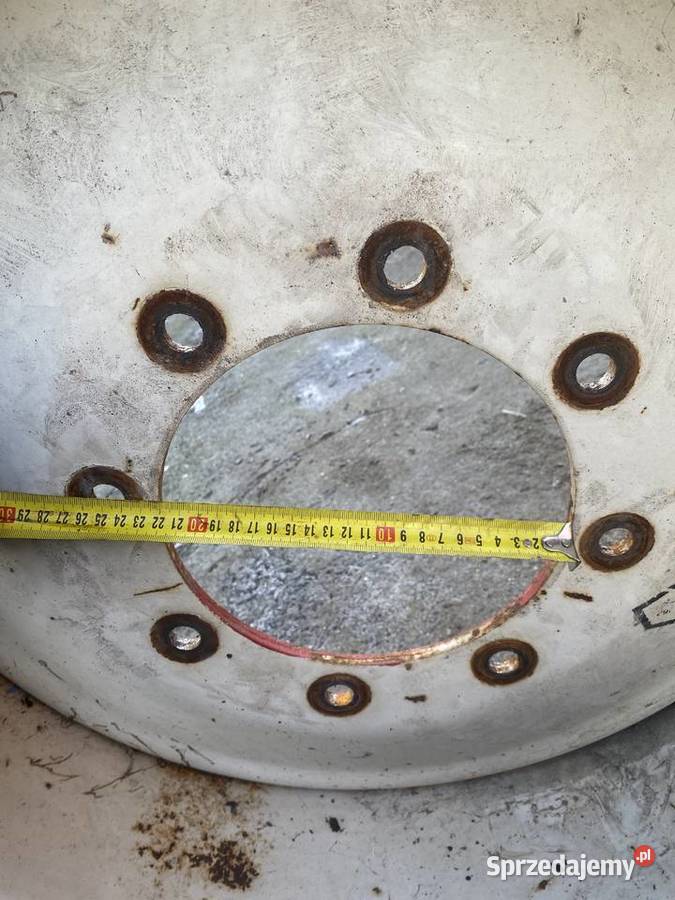Felga rolnicza R28 8 szpilek CASE IH Rolnictwo Kostomłoty sprzedam