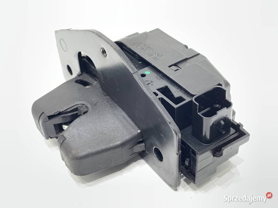 ZAMEK KLAPY TYŁ PEUGEOT 3008 SUV 9816195380 sprzedam