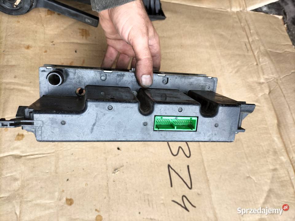 VOLVO Panel nawiewu klimatyzacji VOLVO V40 S40 lubelskie Kamień-Kolonia