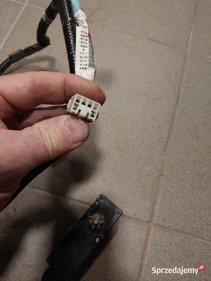 silnik elektryczny siedzenia toyota land cruiser Wyposażenie elektryczne Kanie sprzedam