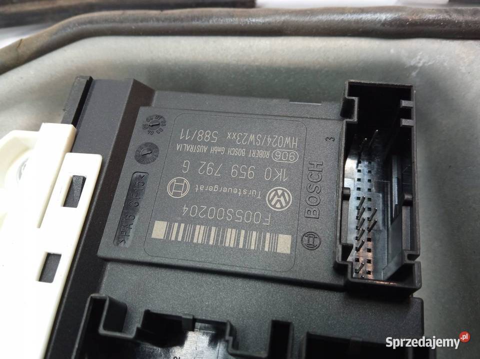 MECHANIZM SZYBY PRAWY PRZÓD PLUS 5M1837402B VW sprzedam