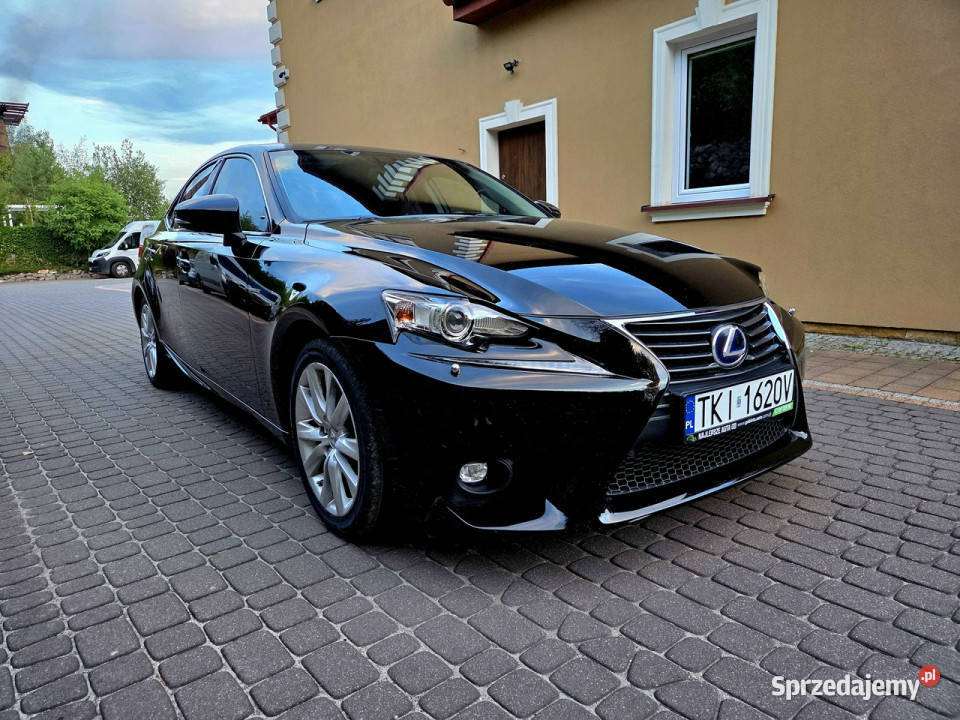 Lexus IS Bezwypadek Piękny III 2013