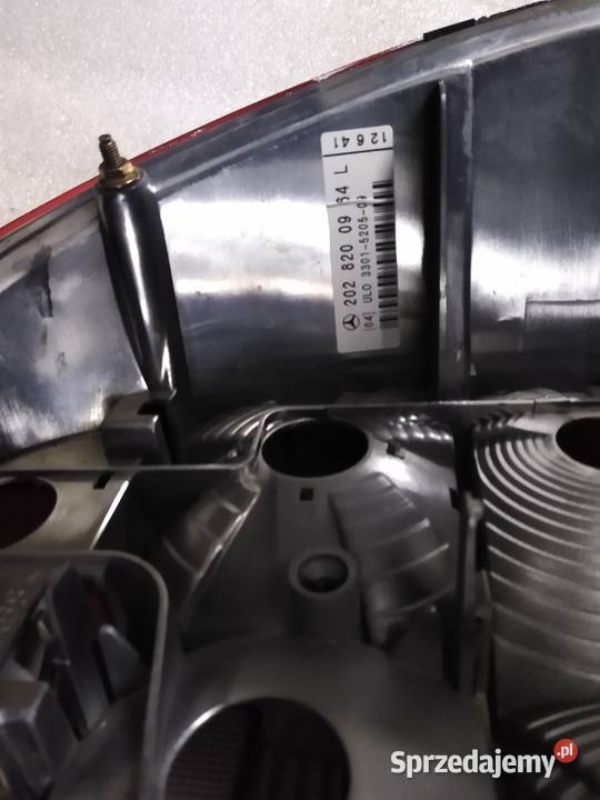 Lampy tył Mercedes C W202 dymione 2028201264R osobowe Piaseczno sprzedam