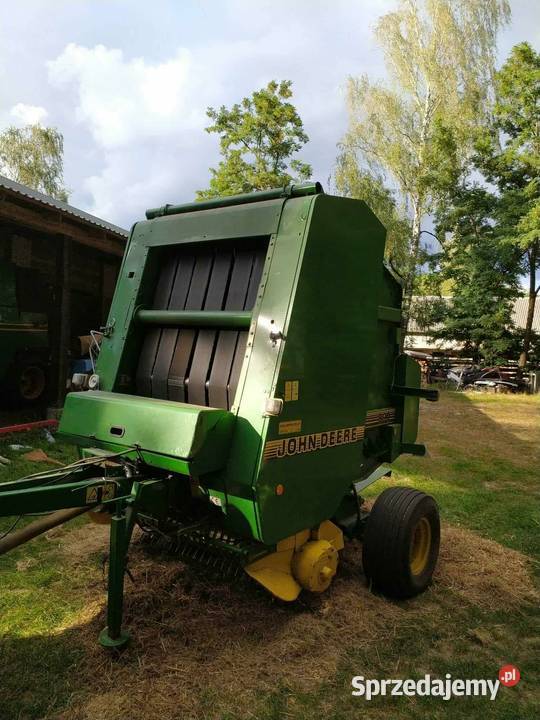 Prasa John Deere 590 Walinna