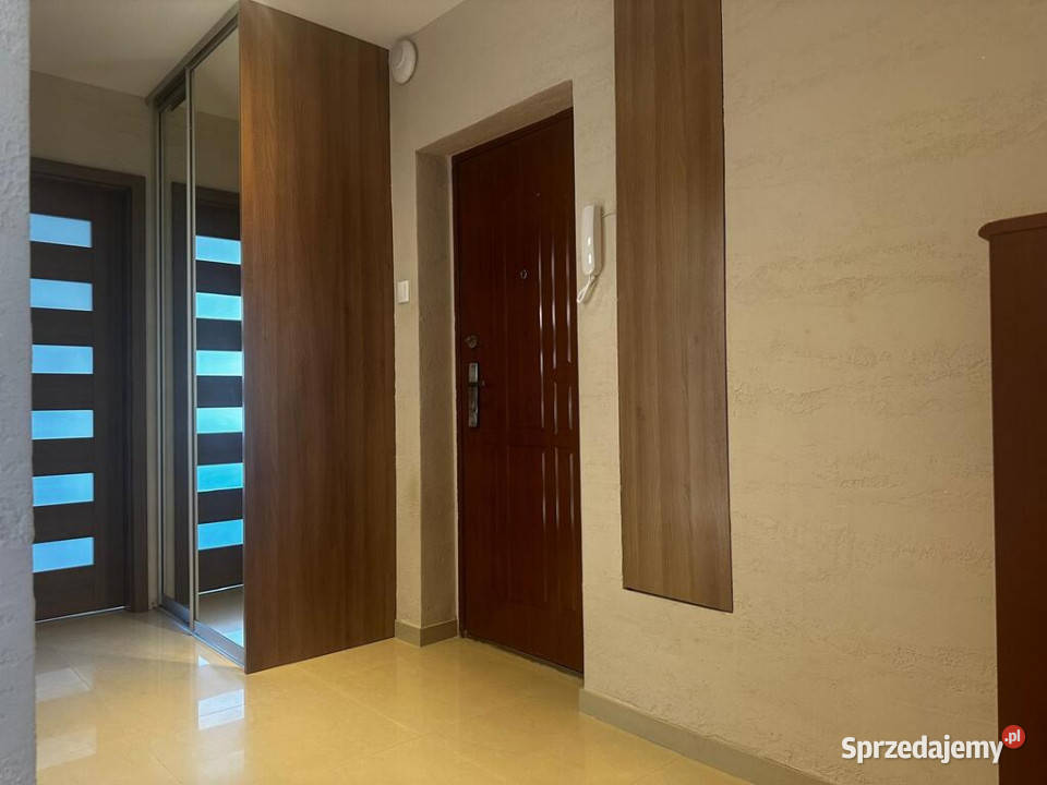 Mieszkanie 3 pokoje 60 m2 Balkon I piętro łódzkie Piotrków Trybunalski