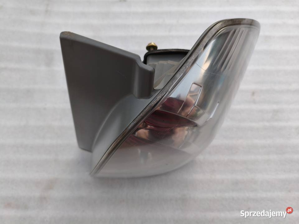 Lampa Prawy Tył Tylna Prawa Toyota Corolla Verso Wyszków