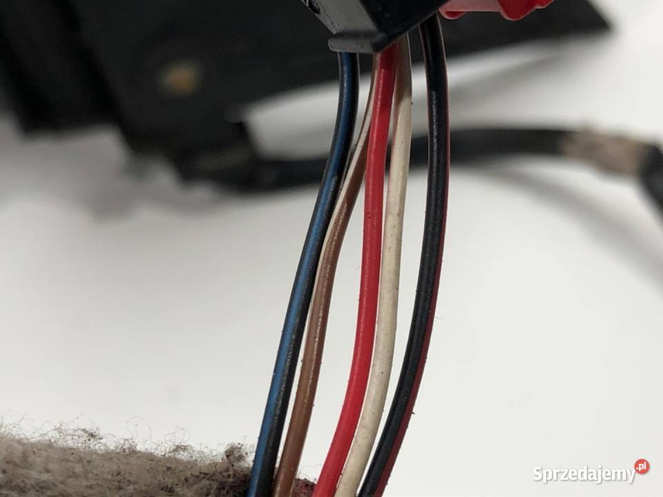 LUSTERKO LEWY AUDI A6 C6 Kombi 0411 ZEWNĘTRZNE