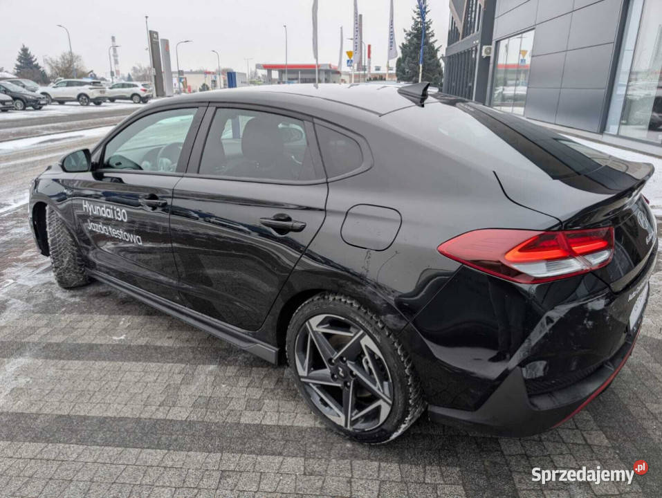 Fastback Nowej Generacji Nline Luxury 15 TGDI Kalisz