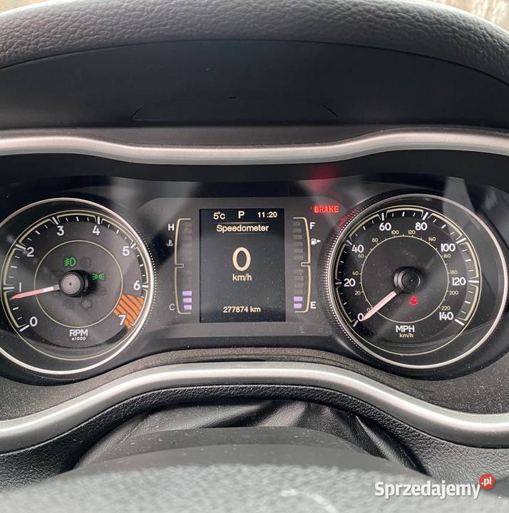 Jeep Cherokee 24 benz LPG automat 2360cm3