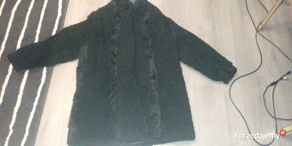 Futro płaszcz czarne czarny z karakułów karakuły Wilga