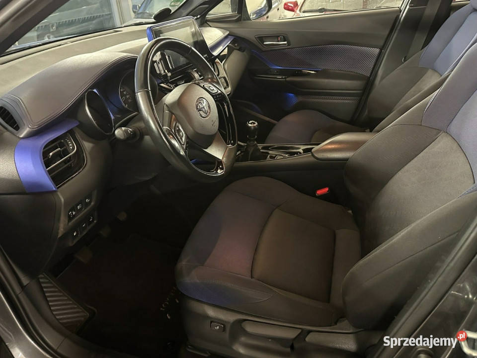 Toyota CHR Sadlno