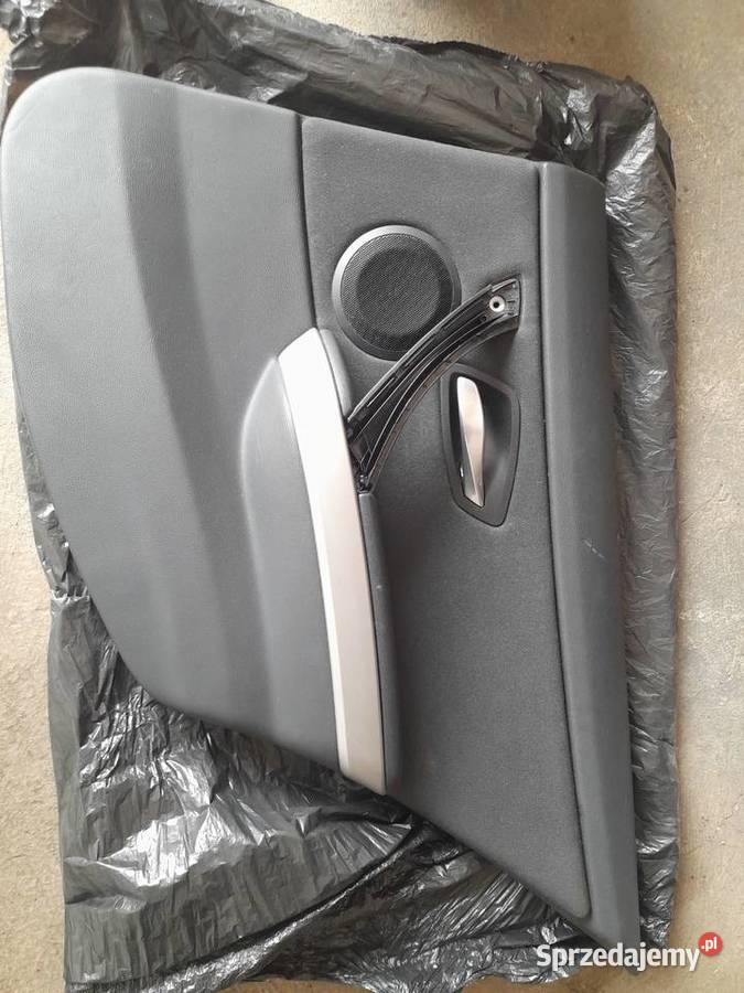 Tapicerka drzwi boczek prawy tyl bmw e91 Zabrze