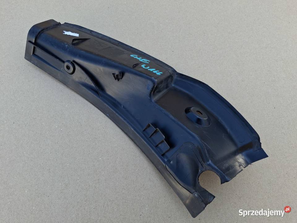 MERCEDES GLE W166 OSŁONA WNĘKI BAGAŻNIKA osobowe