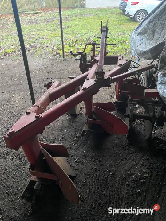 Sprzedam pług 3skibowy kujawsko-pomorskie Włocławek sprzedam