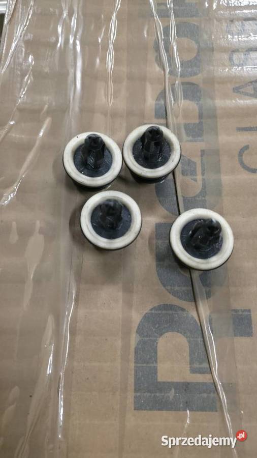 Klipsy mocowania tapicerki audi a4 B6 b7 podkarpackie Przeworsk