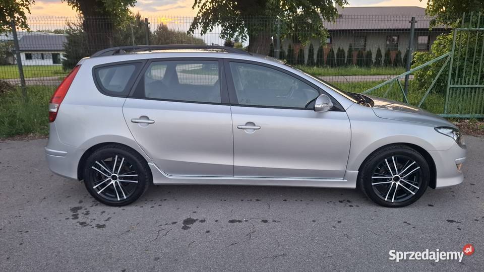 Hyundai i30 cw 16crdi stan z Niemiec Jarosław