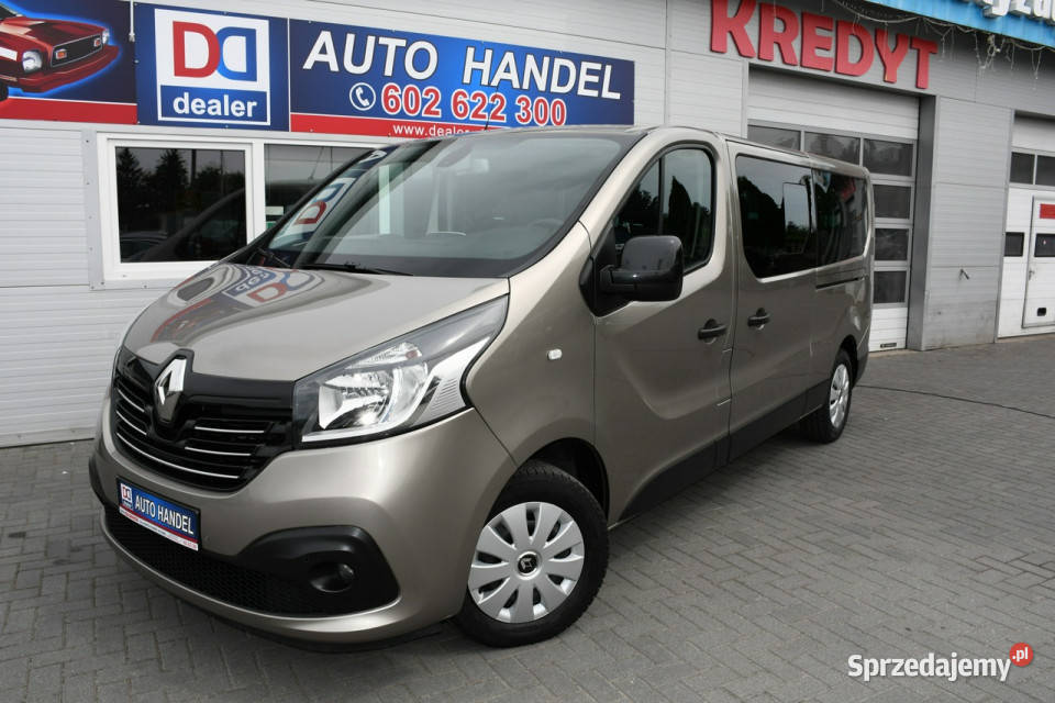 Renault Trafic 16 dCi 8osób 100Bezwypadkowy szary Hrubieszów