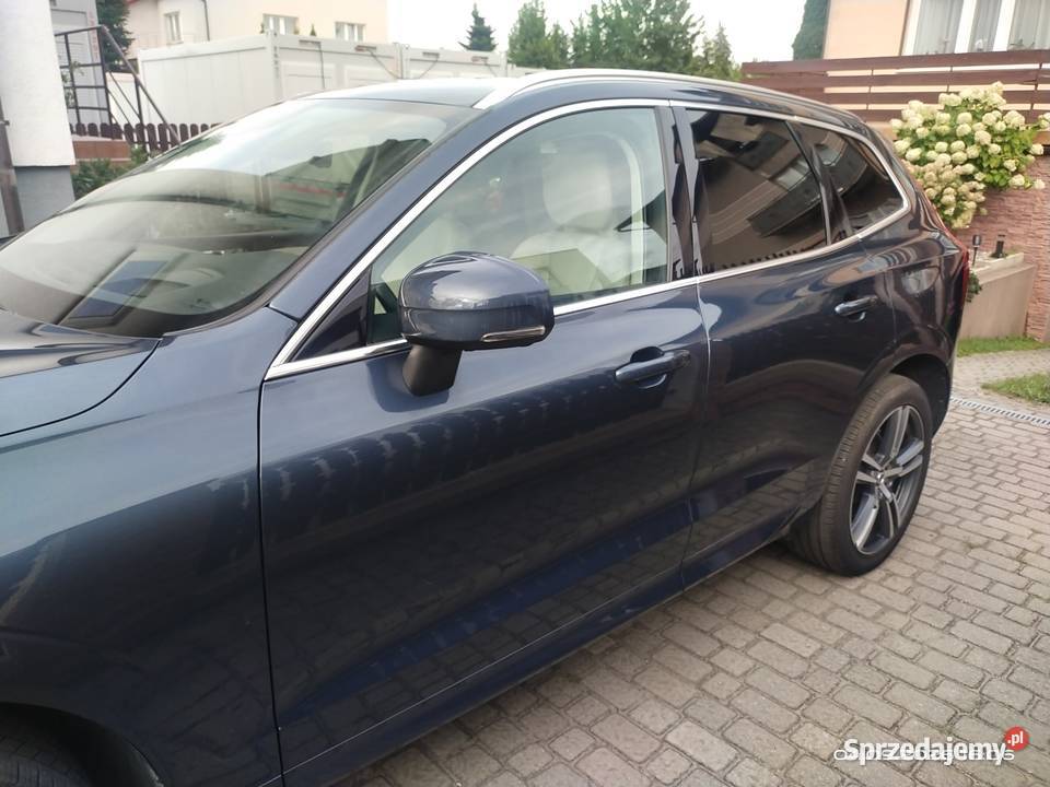 VOLVO XC60 T6 AWD Momentum benzyna Lublin sprzedam