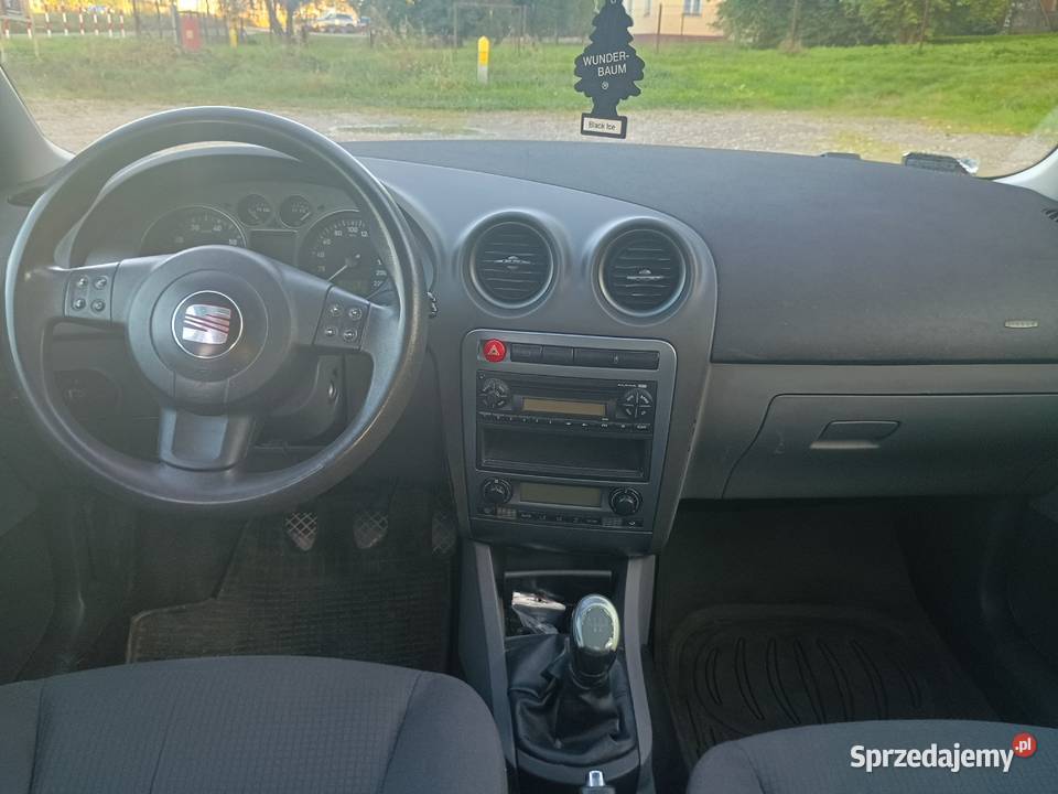 Seat Ibiza 14 16v benzyna manualna podkarpackie