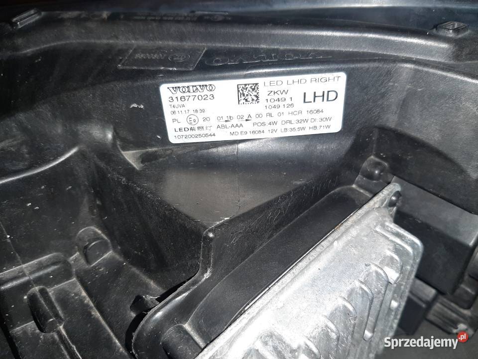 Lampa Volvo V40 Lift Full Led Uszkodzona Prawa Rok produkcji 2017 Pabianice
