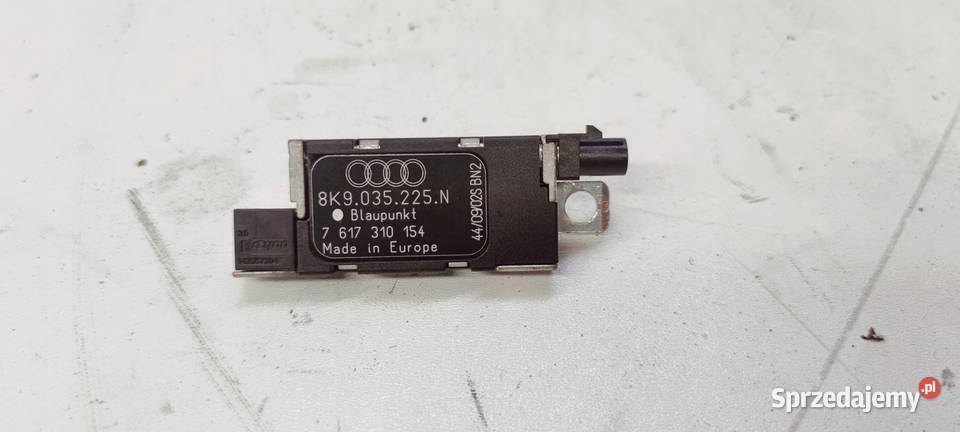 WZMACNIACZ ANTENOWY AUDI A4 B8 A5 Q5 8K9035225N osobowe Przystajń