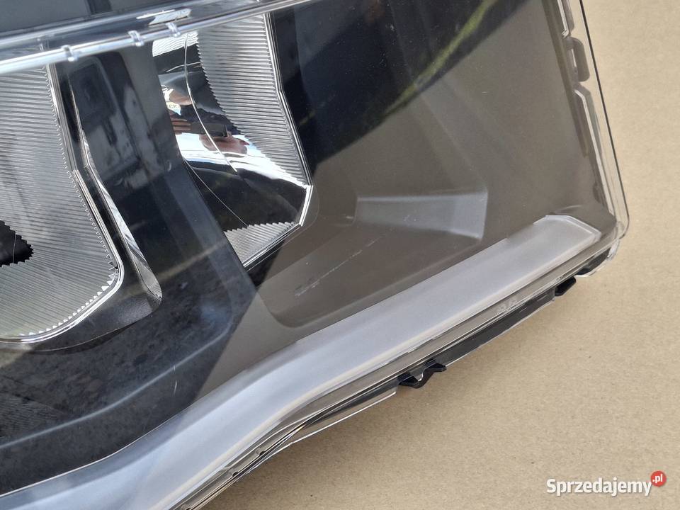 MAN TG3 TGX TGS TGM TGL REFLEKTOR PRAWY H7 LED Bieleń