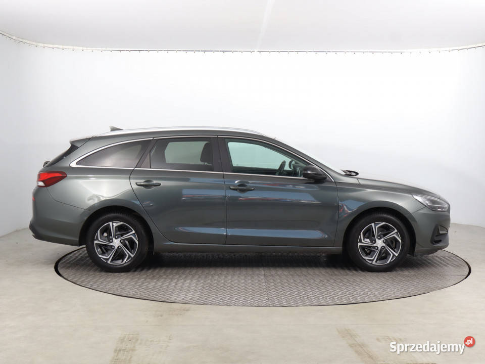 Hyundai i30 10 TGDI światła przeciwmgielne Bielany Wrocławskie