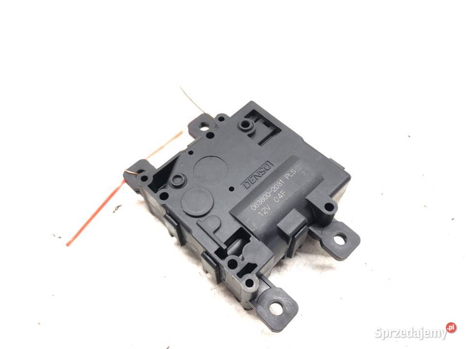 SILNIK NAGRZEWNICY TOYOTA 0638002031 COROLLA E21