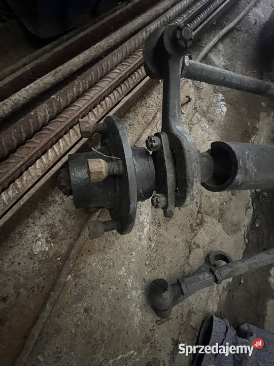 Oś przednia do traktora