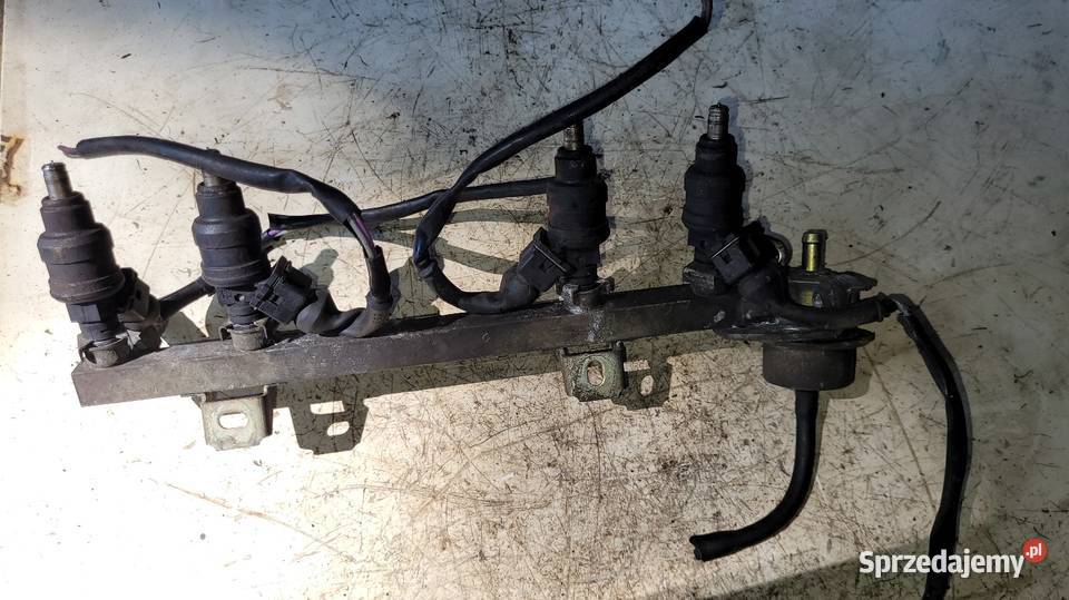 Listwa wtryskowa Peugeot 205 osobowe mazowieckie Łagów