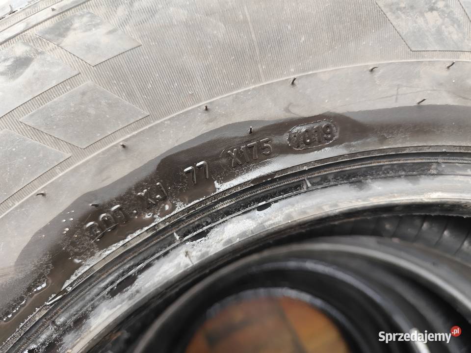 Opony Pirelli Carrier zimowe 21575R16C Kraśnik sprzedam
