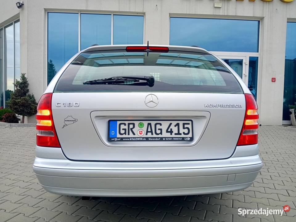 Mercedes C180 W203 z gazem LPG stan optyczny i manualna