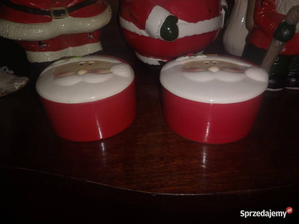 Pojemnik okrągły z pokrywką Na niej buźka