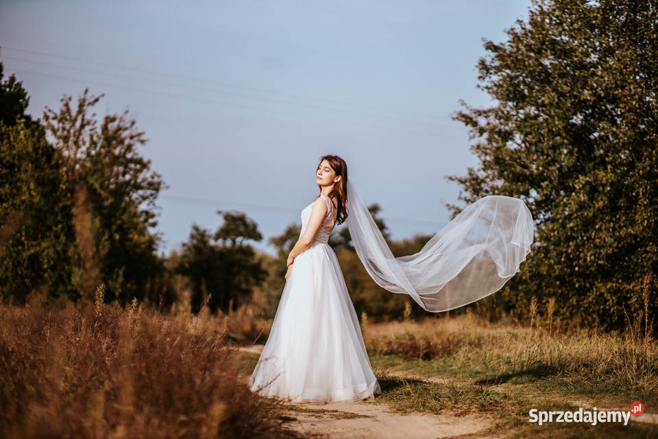 Sprzedam suknię ślubną Herms Bridal welony Turek